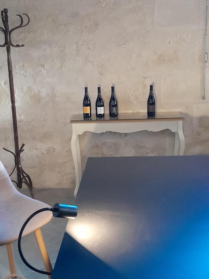 Appartamento Le Repaire De Bacchus Saint-Nicolas-de-Bourgueil Esterno foto